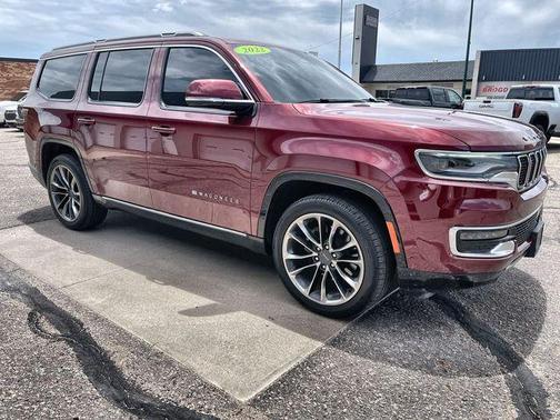 Velvet Red 2022 Jeep Wagoneer Series III