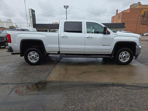 Summit White 2017 GMC Sierra 2500 SLE