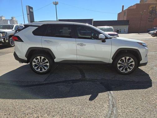 Pearl 2023 Toyota RAV4 Limited