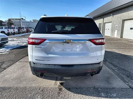 2021 Chevrolet Traverse LT Cloth