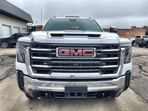 Summit White 2025 GMC Sierra 2500 SLT