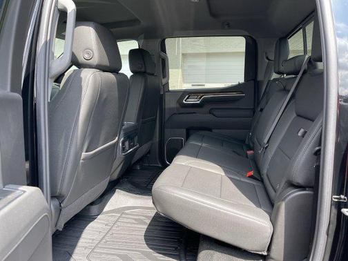 Onyx Black 2026 GMC Sierra 1500 Elevation