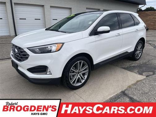 2023 Ford Edge Titanium