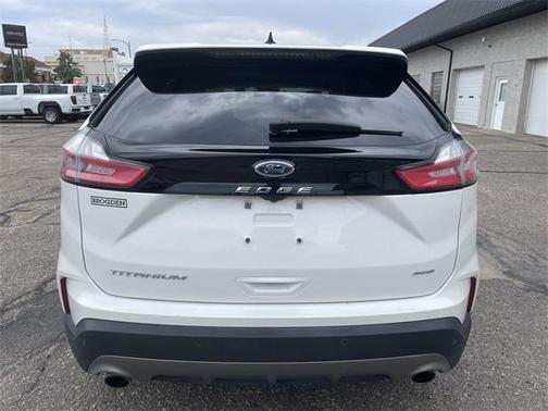 2023 Ford Edge Titanium