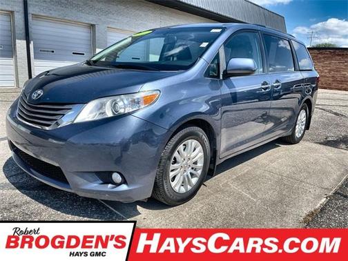 2017 Toyota Sienna XLE