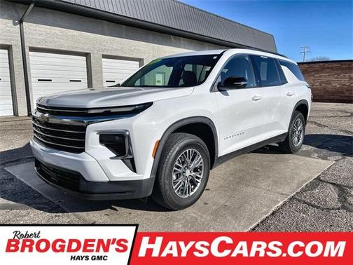 2025 Chevrolet Traverse LT