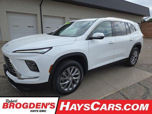 Summit White 2025 Buick Enclave Preferred