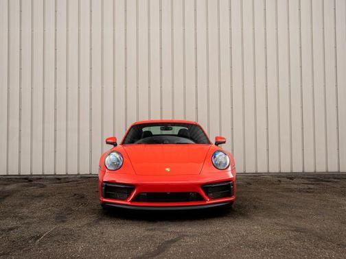 2024 Porsche 911 Carrera GTS