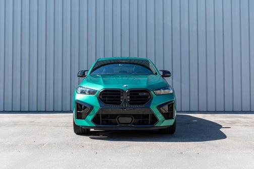 2025 BMW X6 M Base