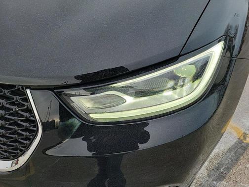 2025 Chrysler Pacifica Hybrid Select