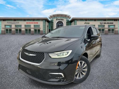 2025 Chrysler Pacifica Hybrid Select