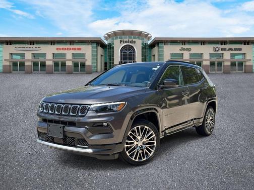 Granite Crystal Clearcoat Metallic 2023 Jeep Compass Limited