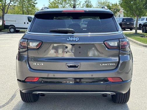 Granite Crystal Clearcoat Metallic 2023 Jeep Compass Limited