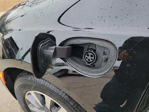 2025 Chrysler Pacifica Hybrid Select
