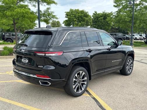 2025 Jeep Grand Cherokee Overland
