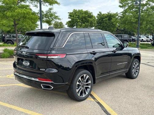 2025 Jeep Grand Cherokee Overland