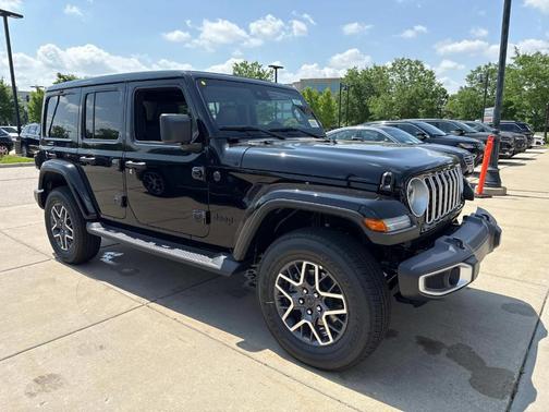 2025 Jeep Wrangler Sahara