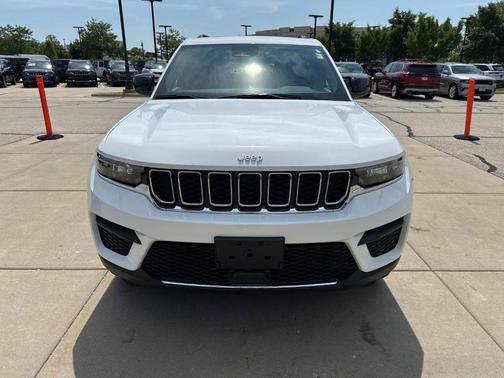 2024 Jeep Grand Cherokee Laredo