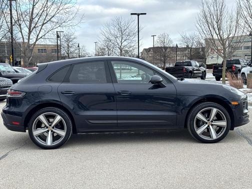 2023 Porsche Macan T