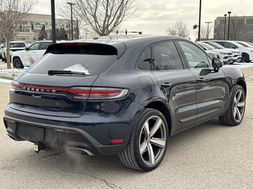 2023 Porsche Macan T