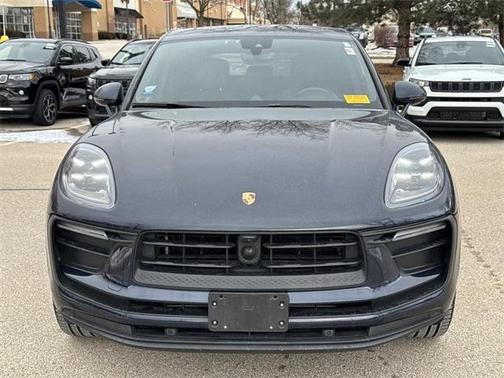 2023 Porsche Macan T