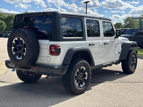 Bright White Clearcoat 2025 Jeep Wrangler 4xe Rubicon