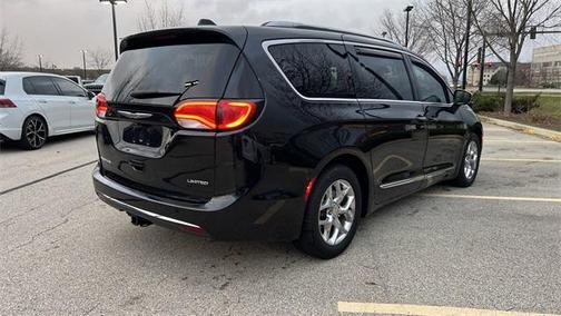 2017 Chrysler Pacifica Limited