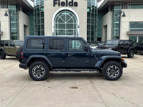 2025 Jeep Wrangler Sahara