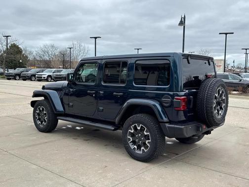 2025 Jeep Wrangler Sahara