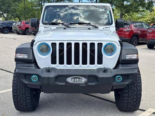 Bright White Clearcoat 2020 Jeep Gladiator Sport