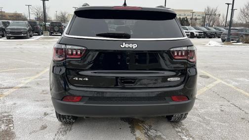 2024 Jeep Compass Latitude Lux