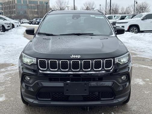 2024 Jeep Compass Latitude Lux