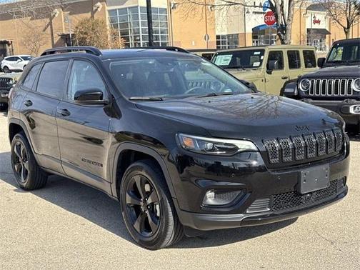 2023 Jeep Cherokee Altitude Lux