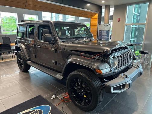2025 Jeep Wrangler 4xe Sahara
