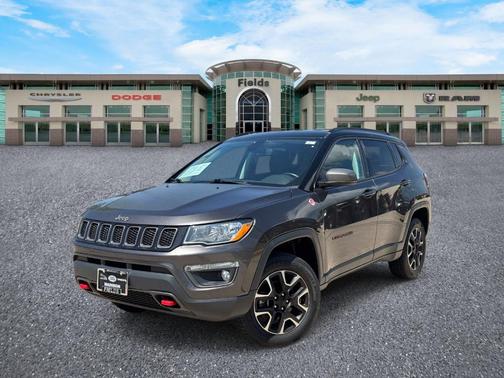 Gray 2021 Jeep Compass Trailhawk