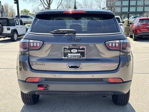 Gray 2021 Jeep Compass Trailhawk