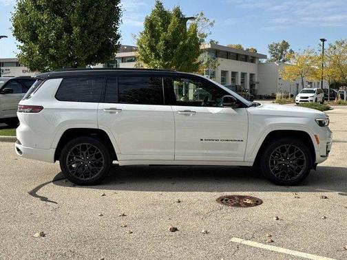 2025 Jeep Grand Cherokee L Summit