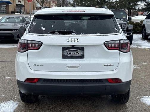 2024 Jeep Compass Latitude Lux