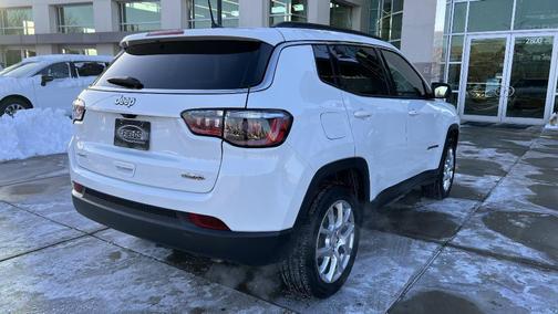 2024 Jeep Compass Latitude Lux