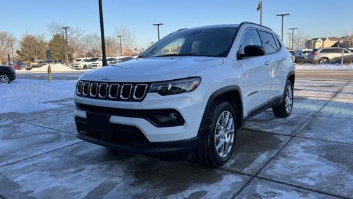 2024 Jeep Compass Latitude Lux