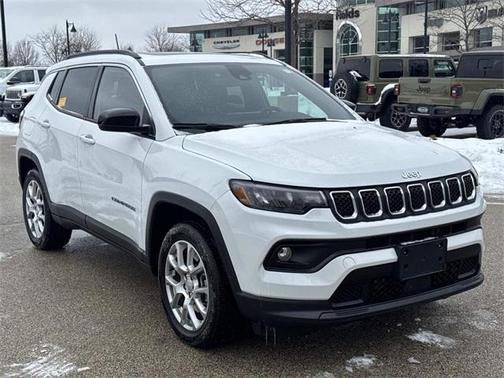 2024 Jeep Compass Latitude Lux