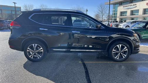2017 Nissan Rogue SL