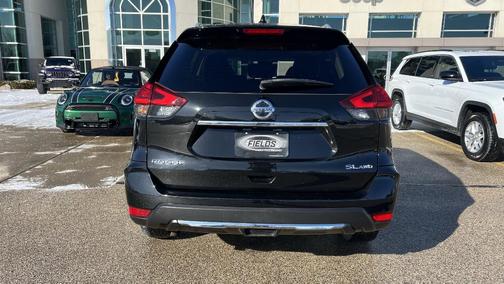 2017 Nissan Rogue SL