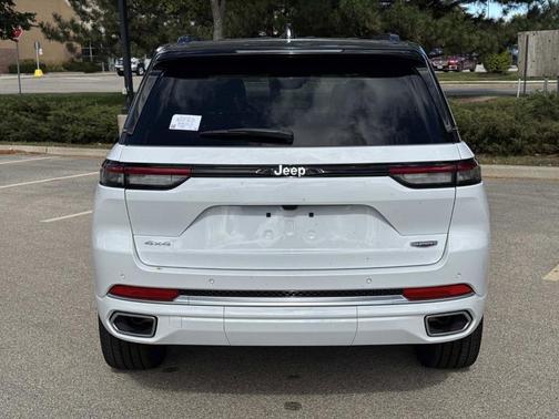 2025 Jeep Grand Cherokee Summit