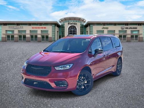 2026 Chrysler Pacifica Select AWD