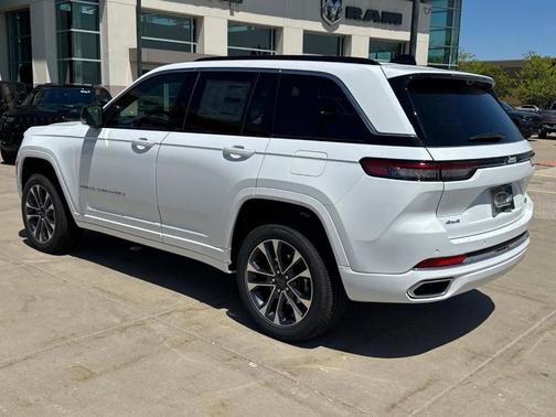 2025 Jeep Grand Cherokee Overland