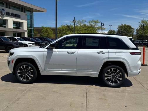 2025 Jeep Grand Cherokee Overland