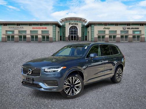 Denim Blue Metallic 2022 Volvo XC90 T6 Momentum 7 Passenger