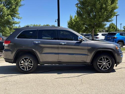 Granite Crystal Clearcoat Metallic 2018 Jeep Grand Cherokee Limited
