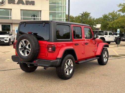 Firecracker Red Clearcoat 2019 Jeep Wrangler Unlimited Sahara